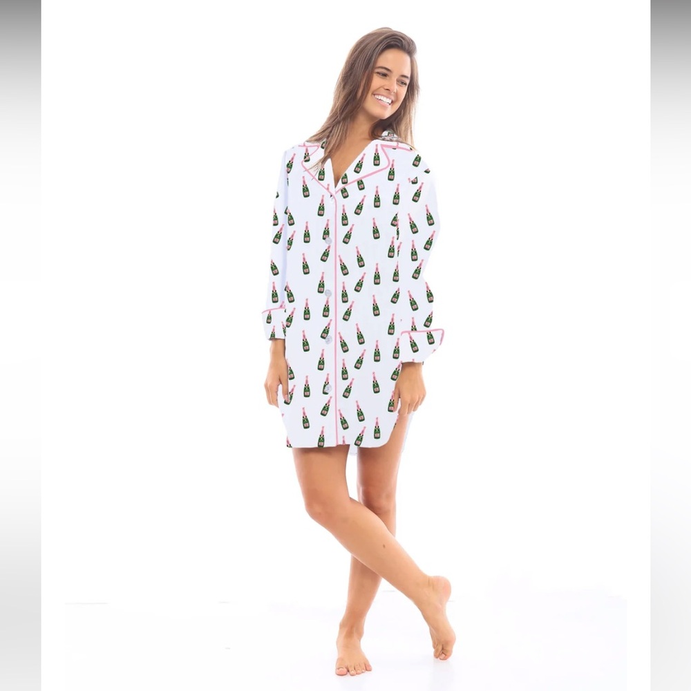 Toss Champagne Nightshirt Medium